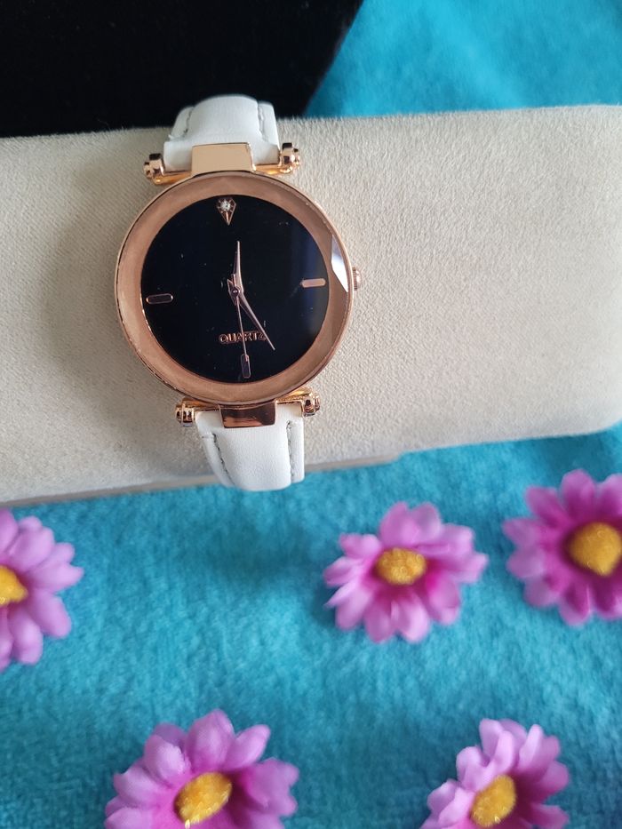 Montre femme - photo numéro 4