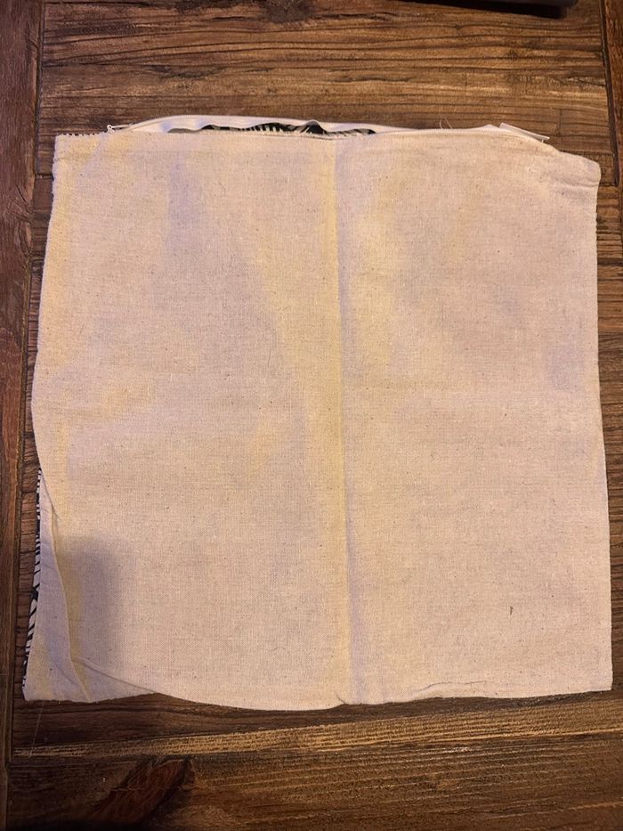 Housse de coussin décorative CASA - crème et noir motifs - 36x38cm - photo numéro 2