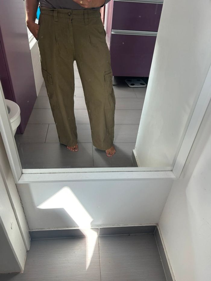 Baggy kaki taille 42 - photo numéro 2