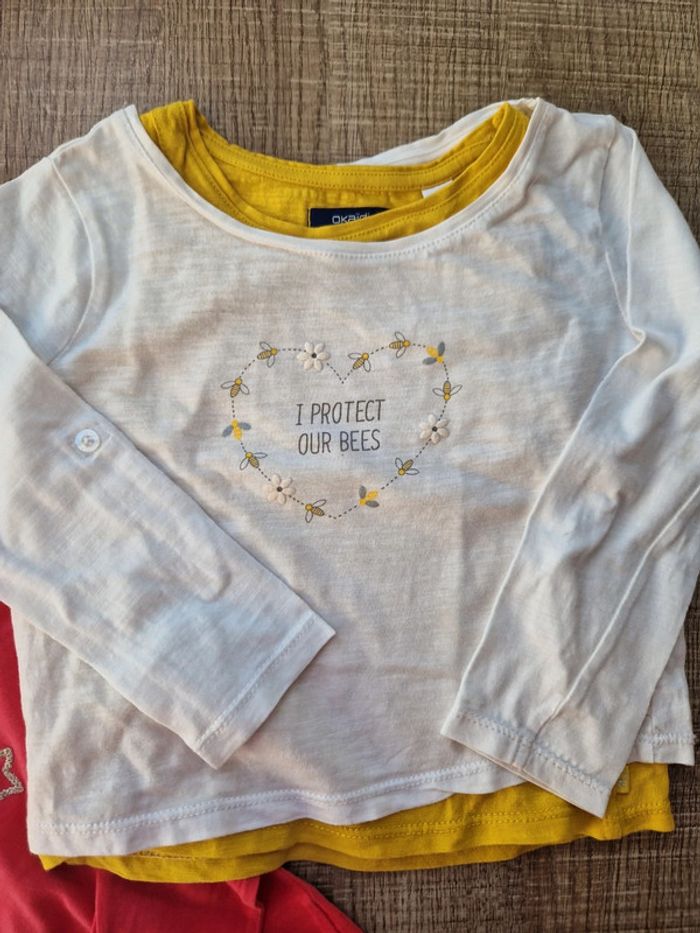 Lot de 2 T shirts Okaïdi 4 ans en très bon état - photo numéro 2