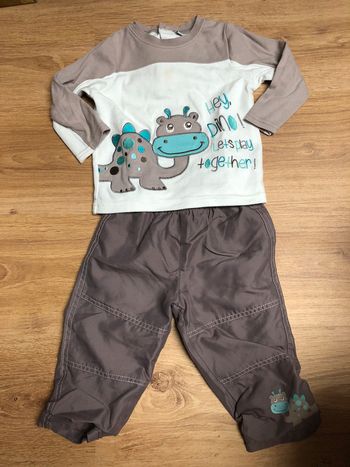 Ensemble pull et pantalon 18M