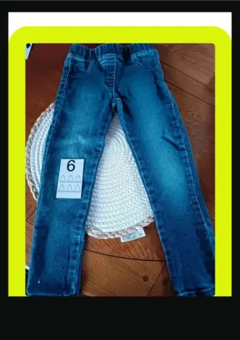 Jeans slim taille 6 ans