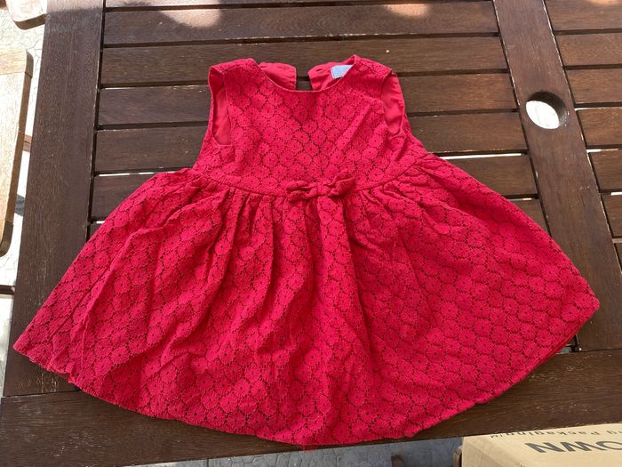 Robe à dentelle rouge, 6-9 mois