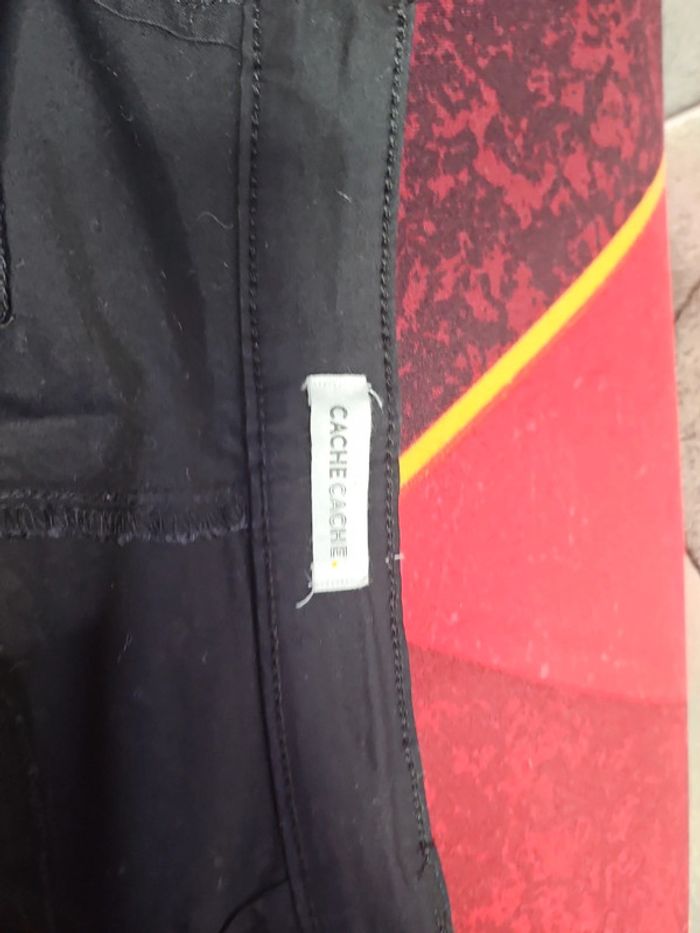 Jupe courte - photo numéro 3