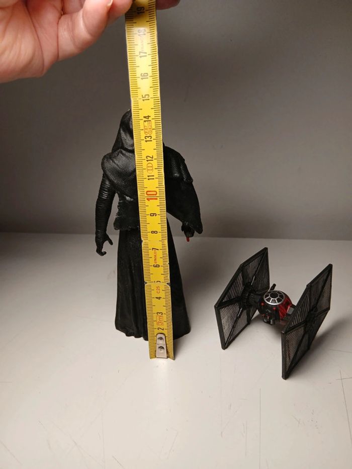 Lot star wars figurine + tie fighter - photo numéro 6