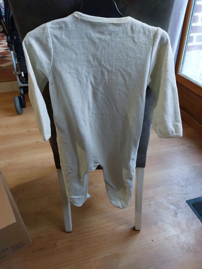 2 pyjamas - photo numéro 2