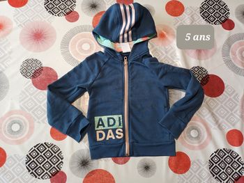 Sweat gilet zippé 👧 taille 5 ans Adidas 