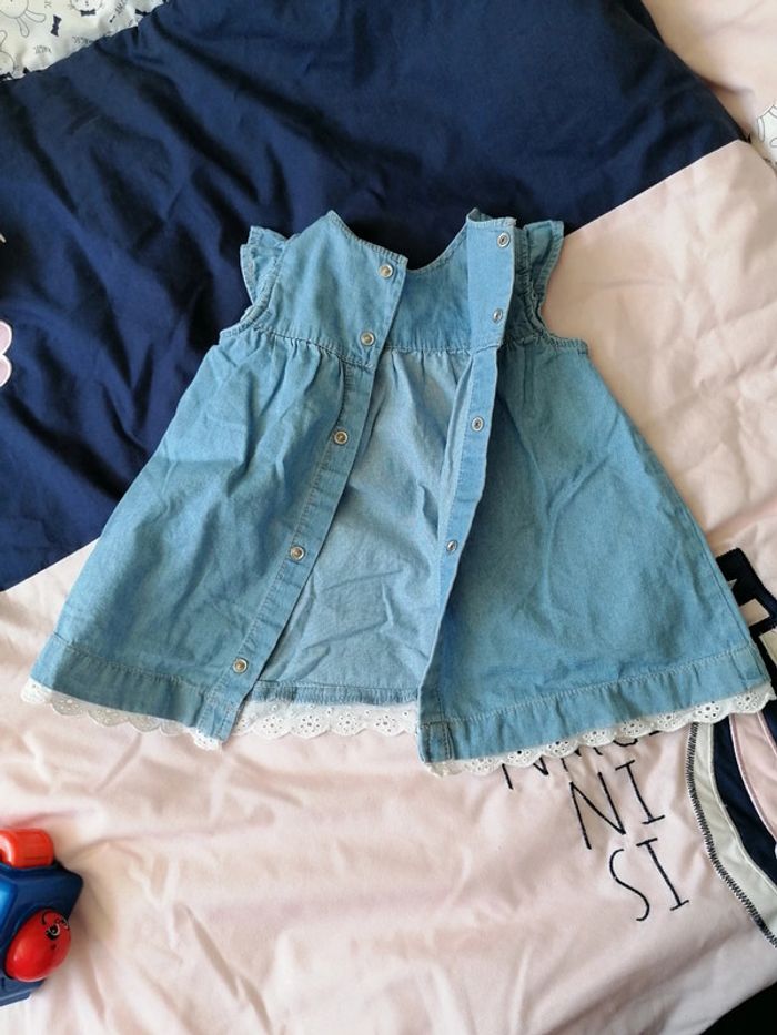 Robe été 6 mois en jeans - photo numéro 2