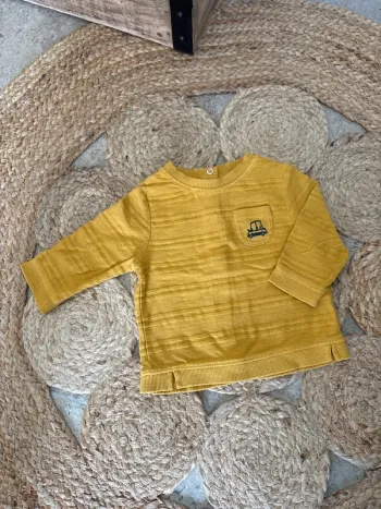 T-shirt manches longues / pull 3 mois Kiabi