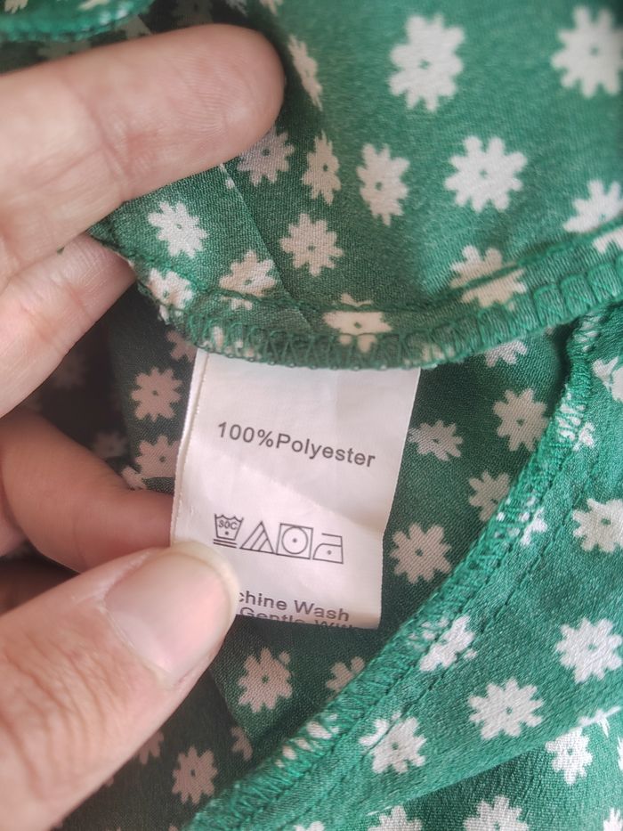 Top Vert à fleurs Blanches avec Nœud en mousseline  - SHEIN - Taille M - photo numéro 5