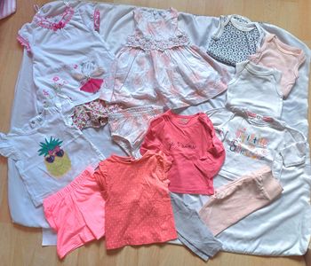 Lot de vêtements fille 3 mois