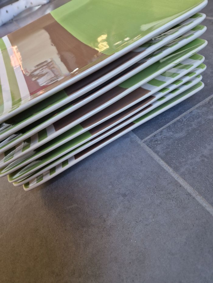 Lot de 8 assiettes - photo numéro 2