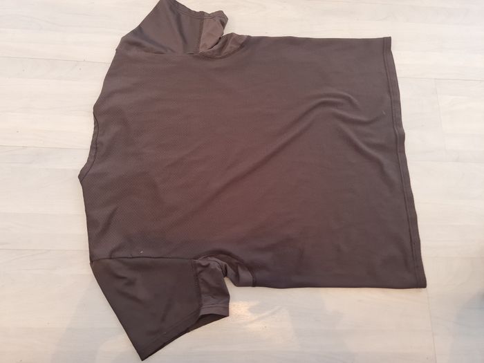 Tee-shirt Homme Quechua gris foncé Taille XL - photo numéro 5