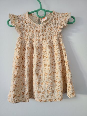 Jolie robe Hema à petites fleurs