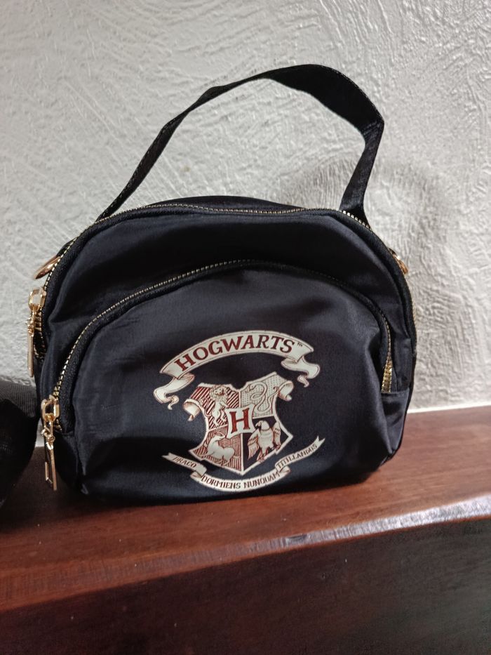 A saisir , jamais utilisé , magnifique sac " HARRY POTTER " - photo numéro 2