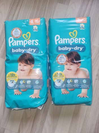 100 couches pampers baby dry 