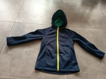 Veste coupe vent quechua 6 ans