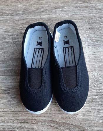Rythmiques noires taille 22