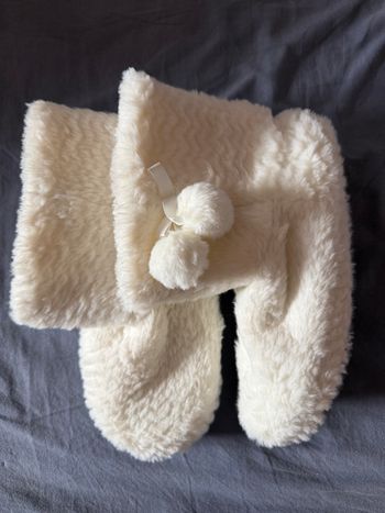 Chausson fourrure blanc taille 40/41 