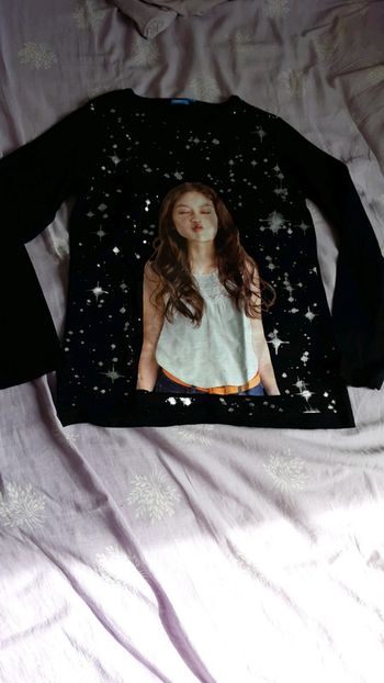 Tee shirt Disney 12 ans Neuf manches longues