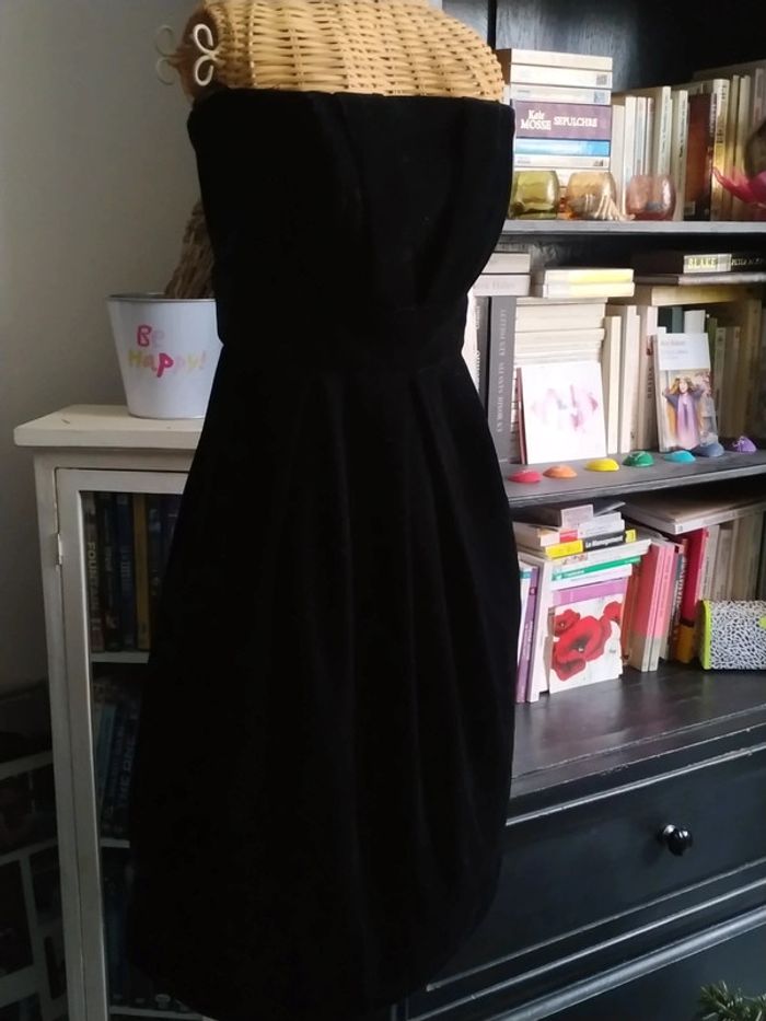 Robe de fête / réveillon, bustier velours Etam 36 - photo numéro 3