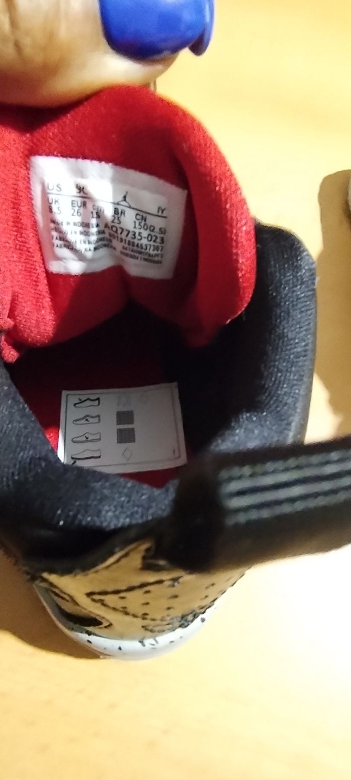 Basket Jordan nike courtside - photo numéro 3