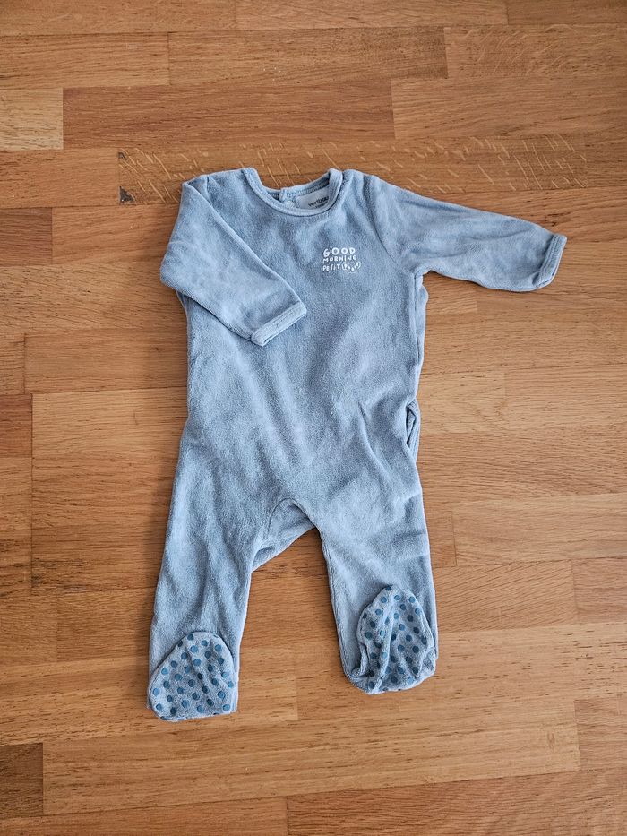 Lot de 6 pyjamas taille 9M - photo numéro 7