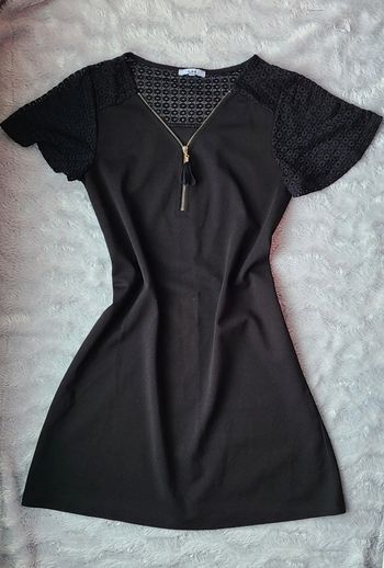 Jolie petite robe noire taille S La halle
