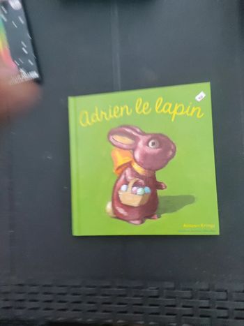 Adrien le lapin livre