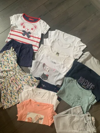 Lot de 15 vêtements fille 3 ans