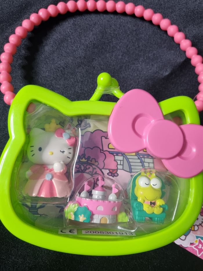 Figurines hello kitty - photo numéro 2