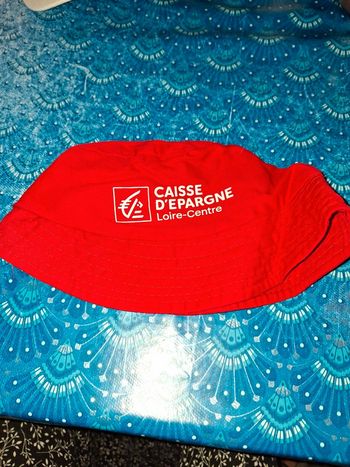 Bob chapeau publicitaire la caisse d'épargne