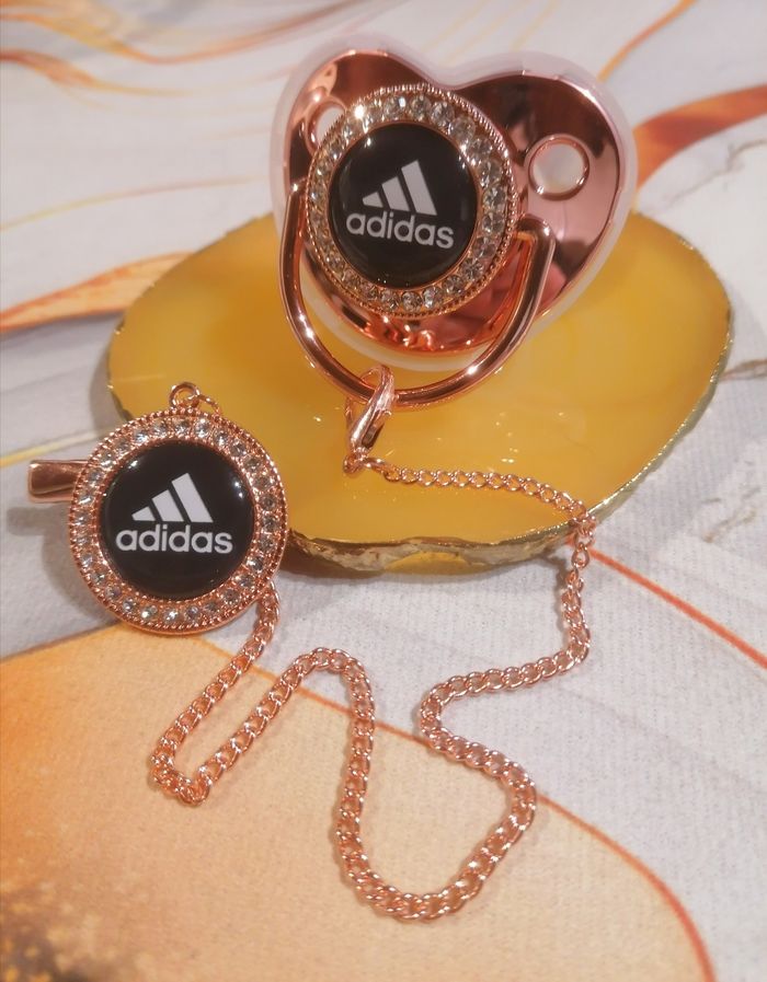 Tétine Adidas rose gold - photo numéro 2