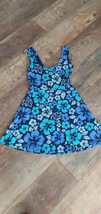 Robe chlokhouse taille 36 neuf