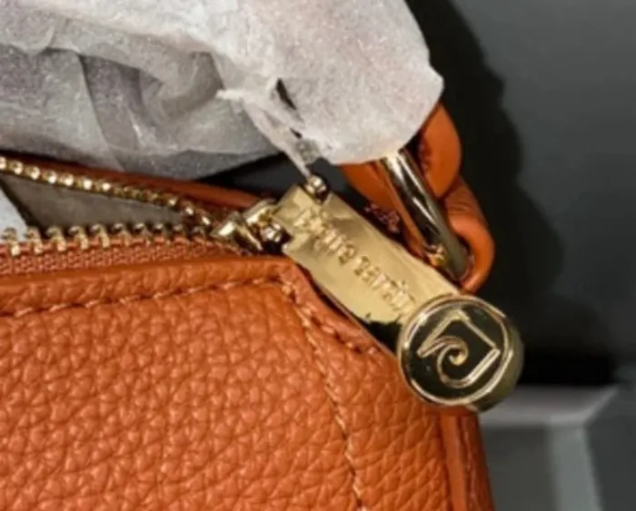 Sac à main Pierre CARDIN - photo numéro 4