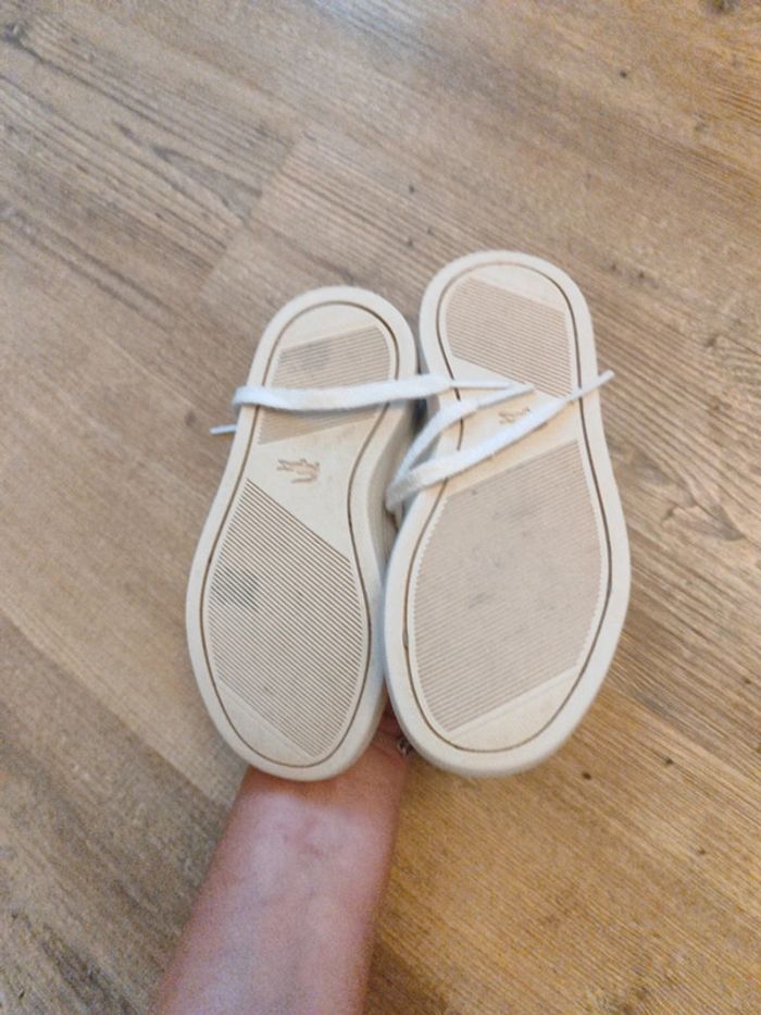 Basket blanche Lacoste T25 - photo numéro 2