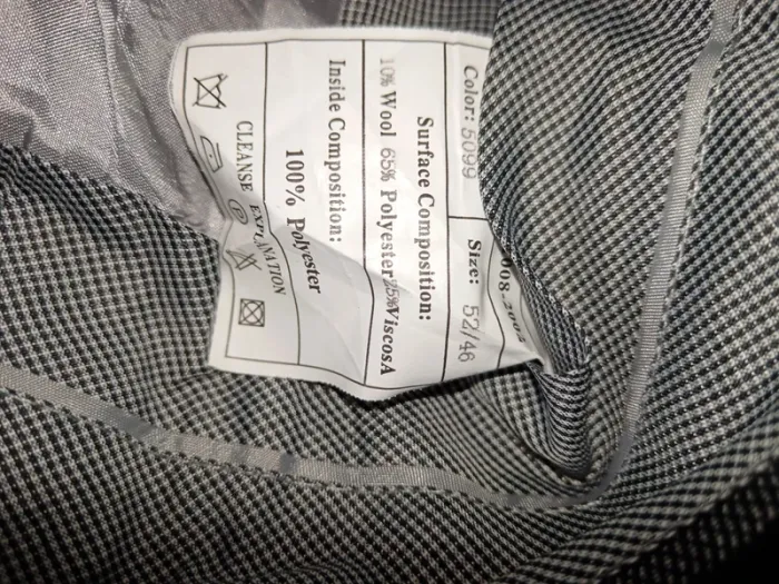 Costume homme gris noir légèrement satiné Taille 52/ 46 - photo numéro 15