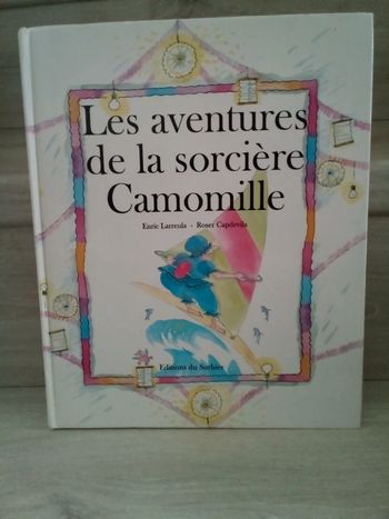 Grand livre cartonné les aventures de la sorcière camomille