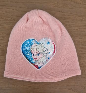 Bonnet reine des neiges à  sequins en parfait etat