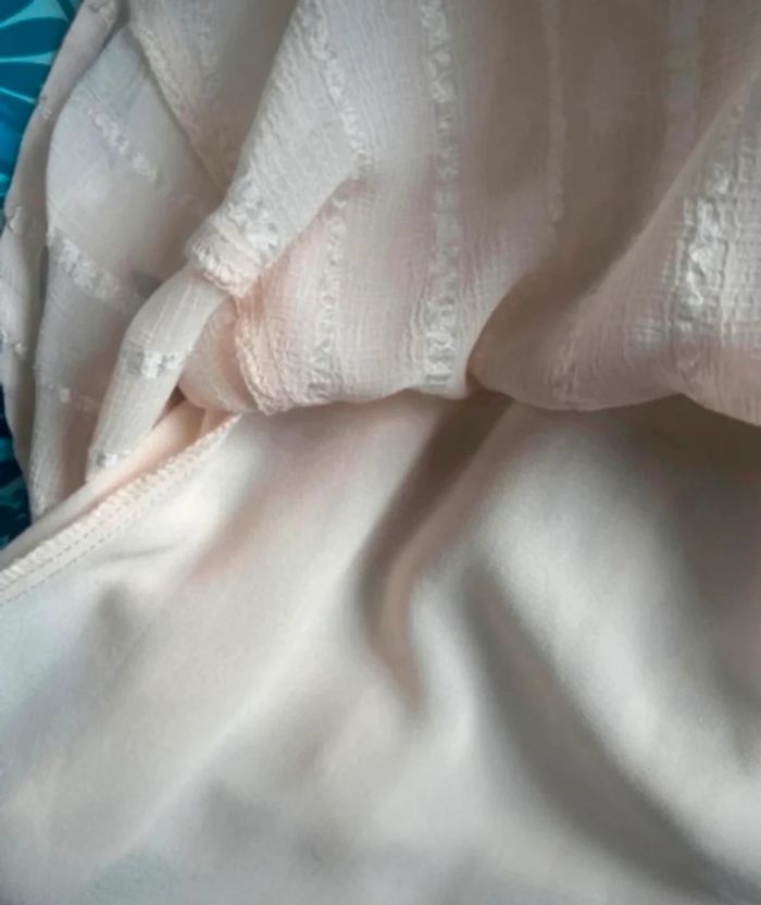 Robe blanche/creme - photo numéro 4