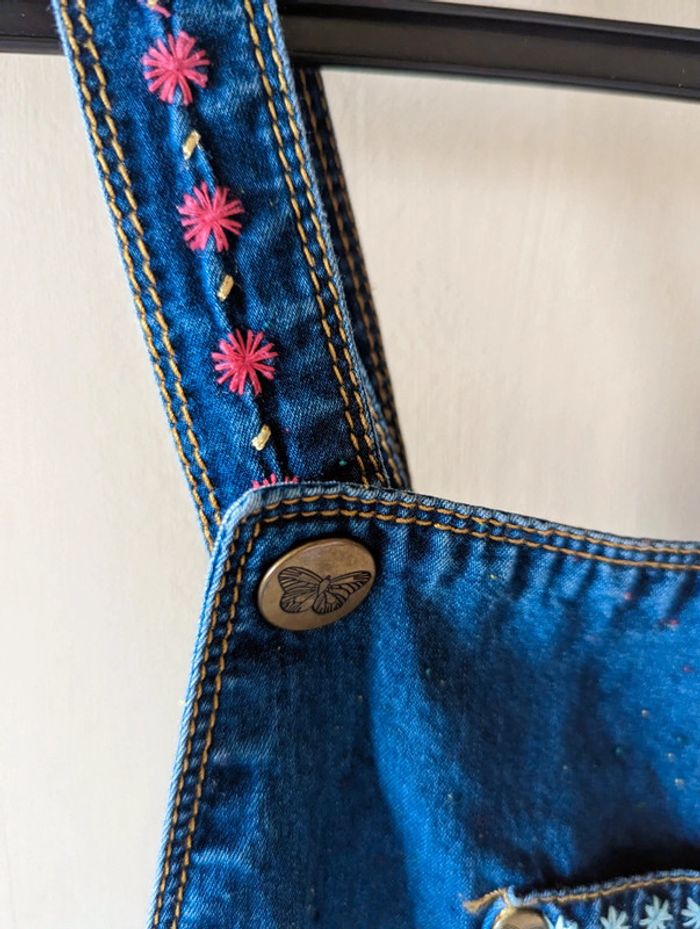 Robe en jean mouchetée - photo numéro 7