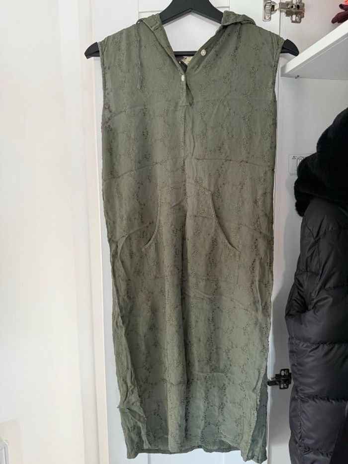 Robe longue légère verte taille 38