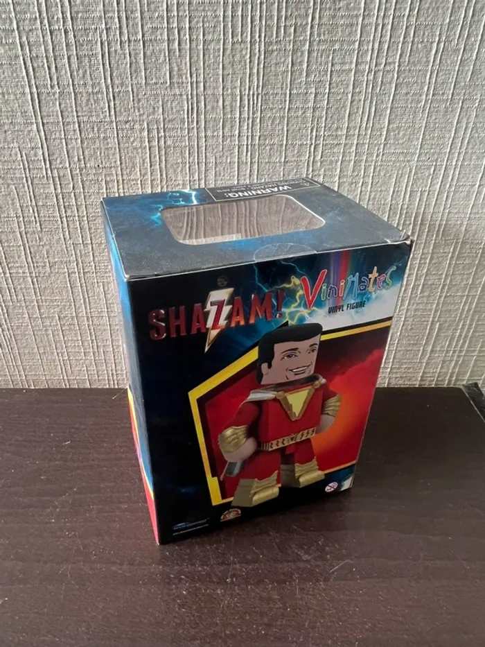 Figurine Vinimates Shazam! DC Comics – Diamond Select Toys - photo numéro 3
