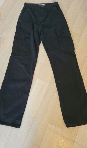 Cargo noir Stradivarius 36