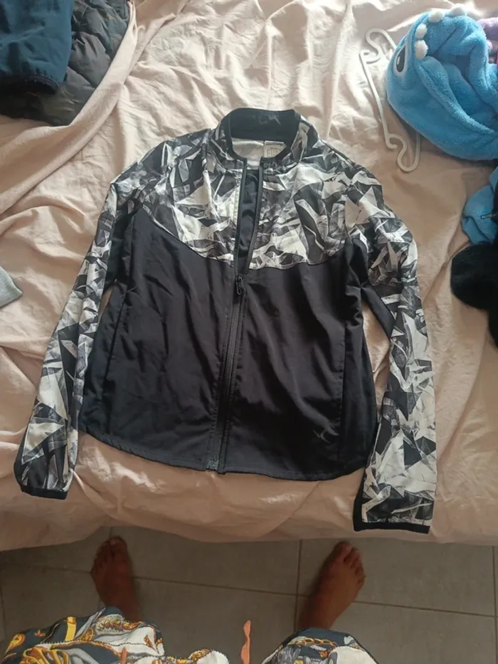 Veste legere impermeable decatlon tzille 10 11 ans