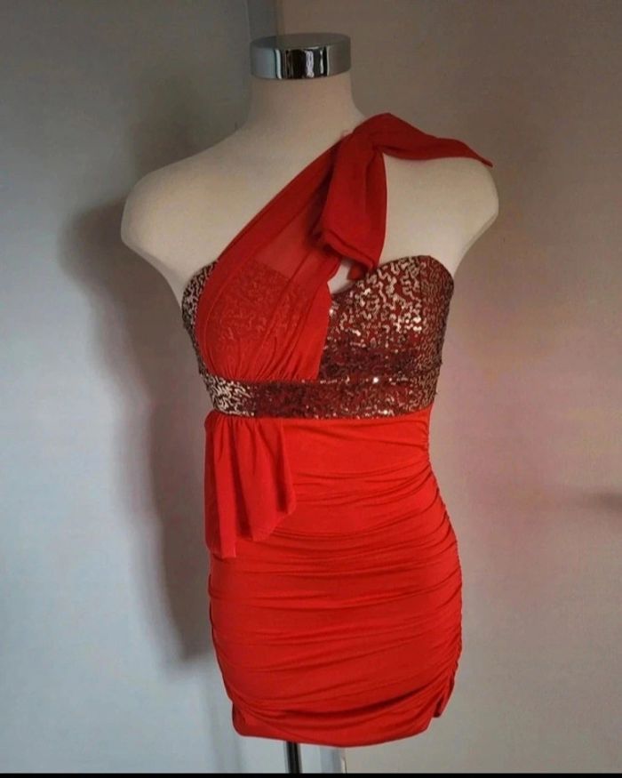 Robe neuve avec drapé S - photo numéro 4