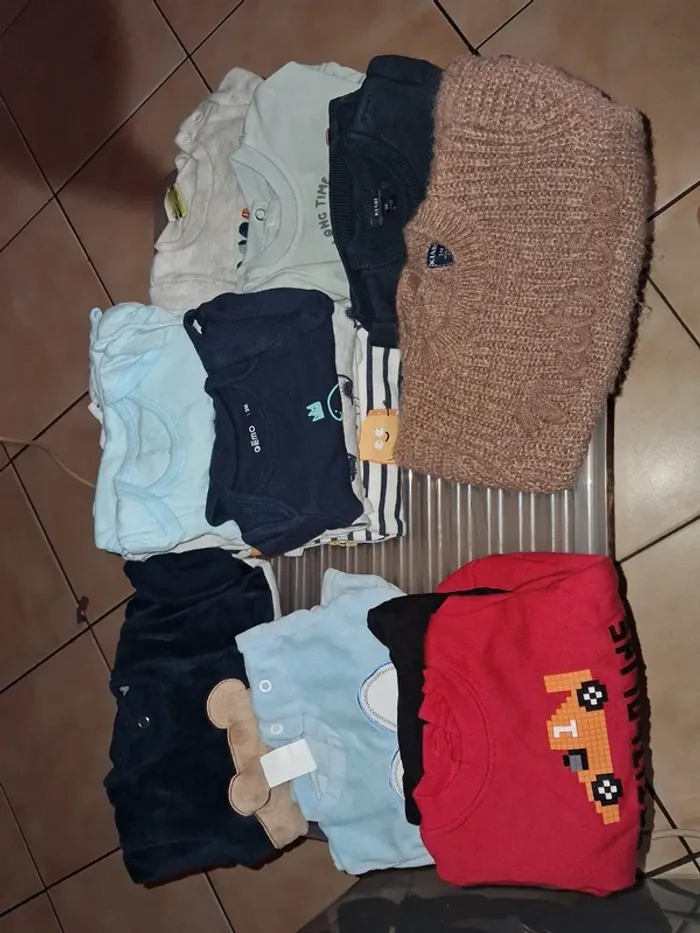 Lot vêtements bébé 3mois