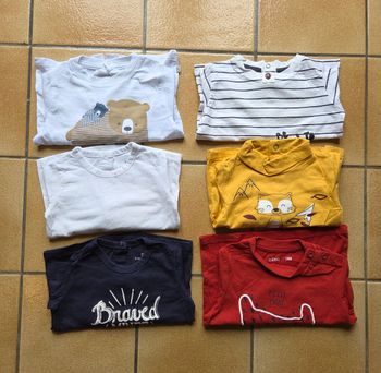 Lot de 6 t-shirts manches longues 6 mois.
