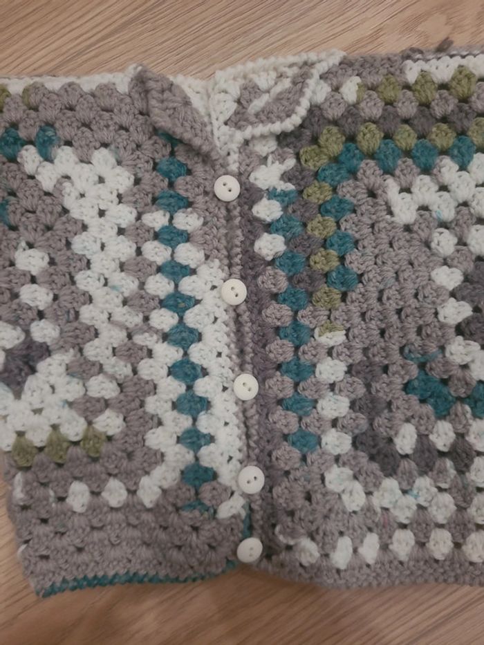 Gilet fait main - photo numéro 2
