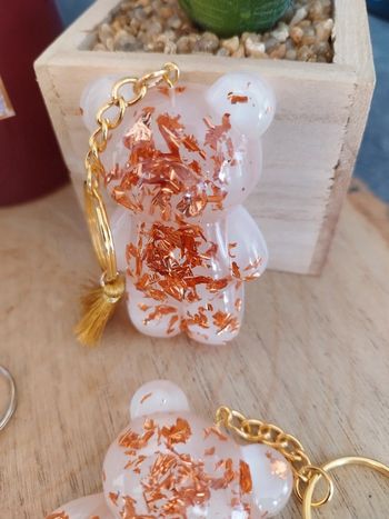 Porte clé ours cuivré blanc